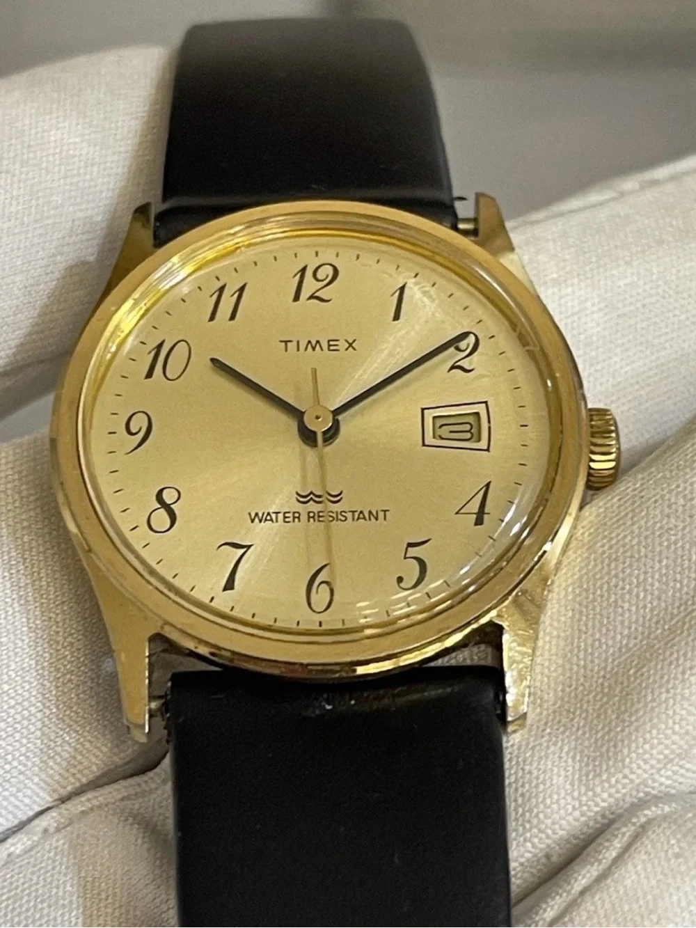 Vintage Timex Marlin Mechanical Watch Gold Tone 30mm Date Hand-Wind Runs